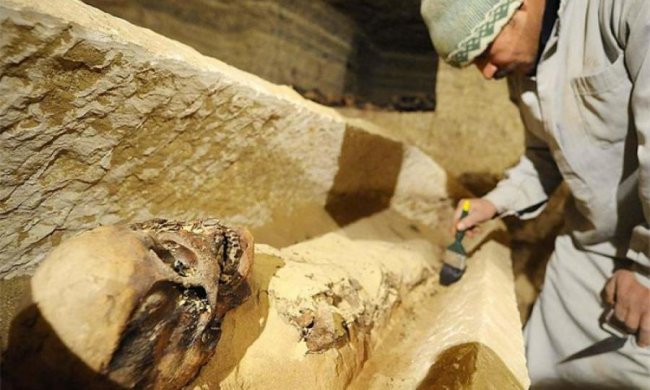 Археологи раскопали таинственное захоронение: фото
