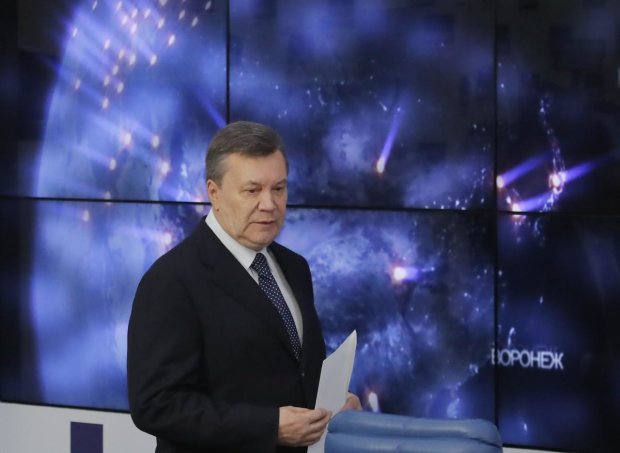 Янукович исчез в решающий для Украины момент