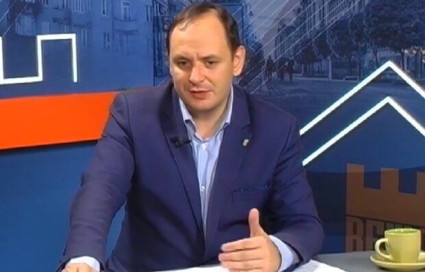 Руслан Марцінків в ефірі ТРК ВЕЖА, кадр з відео: Facebook