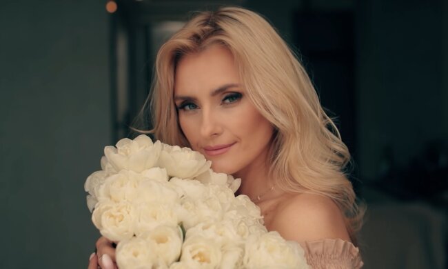 Співачка Ірина Федишин у кліпі