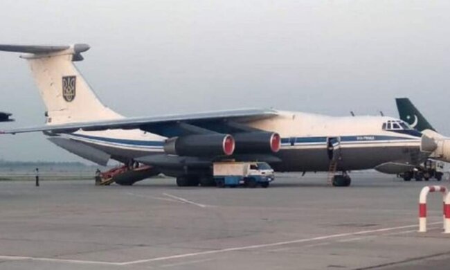 Український літак Іл-76дм