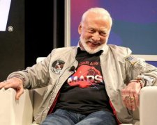 87-річний космонавт збирається повторити свій подвиг
