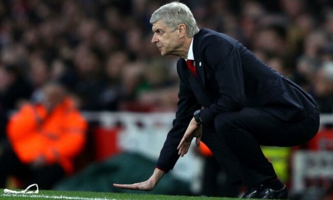 Тренер Арсеналу: Людям промивають мізки