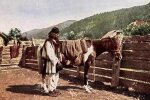 Життя українців ожило на столітніх фото: дівчата у віночках, батько з волами і неймовірна природа