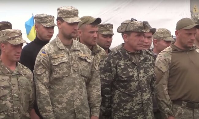 військові, скріншот з відео