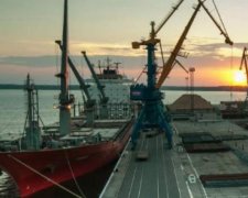Уряд хоче приватизувати українські порти