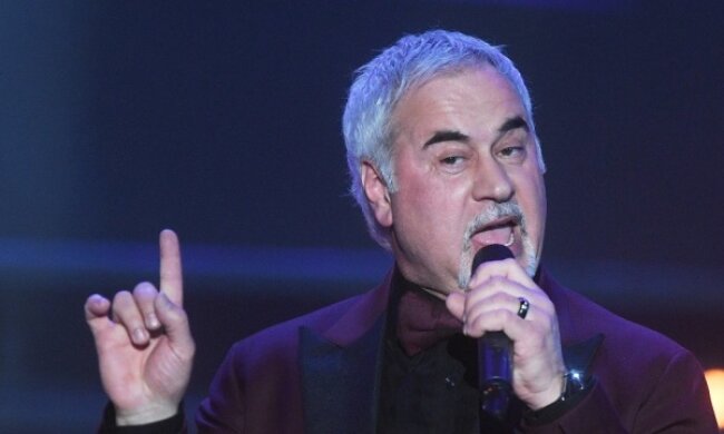 Валерій Меладзе "вигнав" солістів ансамблю ЗСУ з шоу "Співають всі": "Боляче під час війни..."