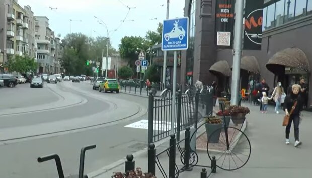 Парковка, кадр из репортажа Джедаи: YouTube