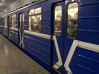 Метро Київ