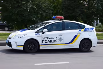 "Американская мечта" в спальном районе Одессы: под окнами у горожан поселился странный сосед, фото