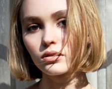 16-летняя дочь Джонни Деппа встречается со взрослым парнем