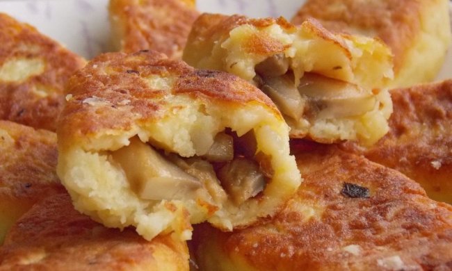 Картопляні зрази з грибами: рецепт для всієї родини