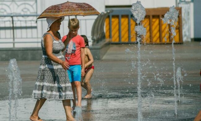 Пекельна спека: українцям розповіли, кому пощастить більше