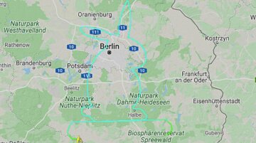 Пасхальний заєць у небі, скріншот: Flightradar24