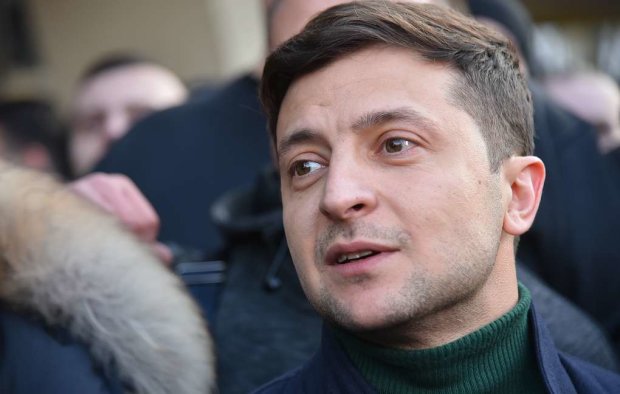 Романенко рассказал, как Зеленский выбил из колии Порошенко: "Все, на что хватило "унылого державника"