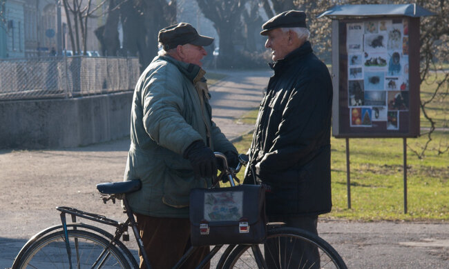 Пенсионеры, фото: pixabay.com