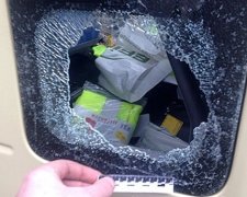 У Луцьку обікрали машину з "гуманітаркою" на 1,5 тис. євро (фото)