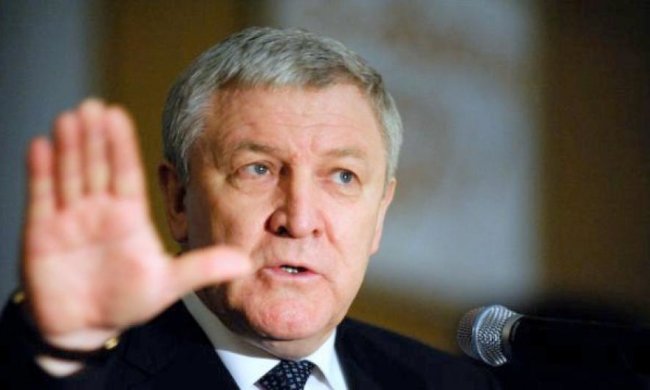 Порошенко відкликав посла з Білорусі
