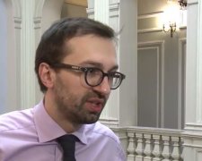 Справжній антикорупціонер: волонтер жорстко проїхався по Лещенку