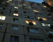 Моторошне самогубство школярки: батьків притиснули до стінки