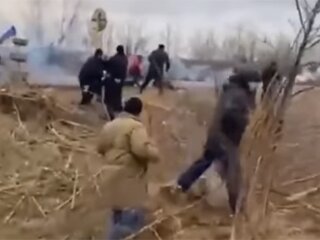 В Энергодаре оккупанты бросали гранаты в мирных жителей