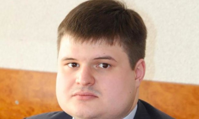 "Єнакієвський прокурор" отримав допомогу для переселенців