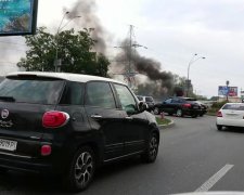 Таємничі знаки влаштували вогняну ДТП під Києвом: фото