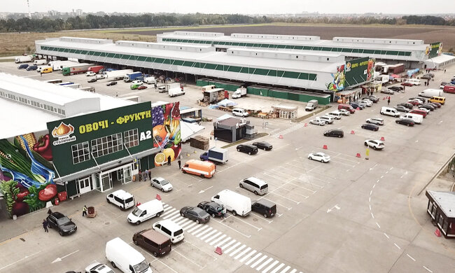 Рейдерське захоплення "Столичного": суди заперечили претензії Молчанової на ринок