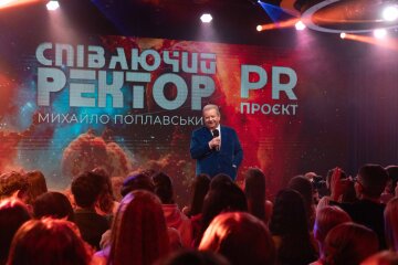 Михайло Поплавський