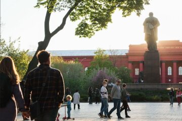 карантин в Україні, фото: Уніан