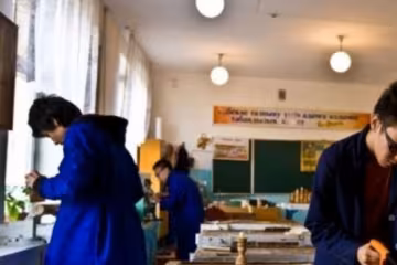 Урок праці, скріншот: YouTube