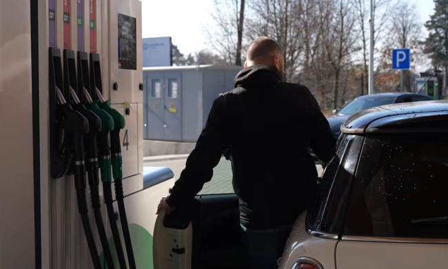 АЗС. Фото: скрін youtube