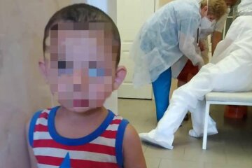 У Харкові мати-зозуля відмовилася від двох янголят - "Більше не потрібні!"