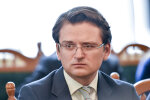 Українцям дозволять подвійне громадянство, Кулеба пояснив нюанси: "Тільки не Росія"