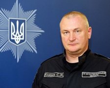 Дружина нового глави Нацполіціі здивувала квартирами і автопарком