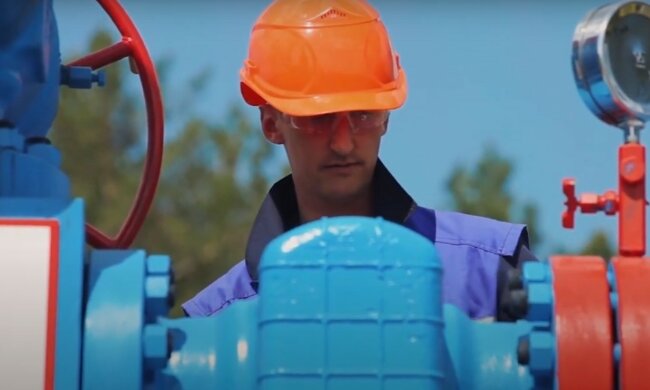 газівник, скріншот з відео