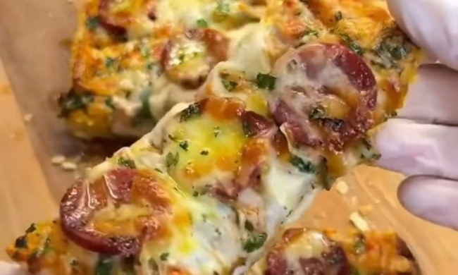Пицца на батоне: простой и вкусный перекус, который вы будете готовить снова и снова, рецепт