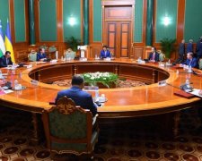 Посольство РФ на черзі: Україна закрила представництво СНД