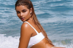 Російська Кардашьян прикрасила свої буфери тільки стразами: фото 18+