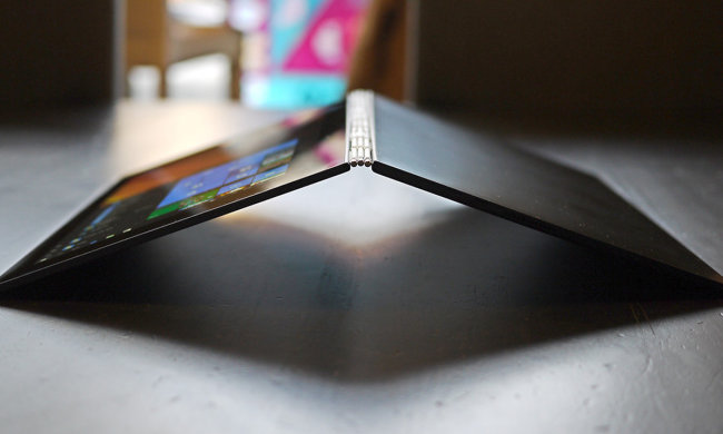 Тому що можуть: Samsung розробляє гнучкий ноутбук