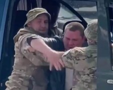 Поймают и покатают в бусе: украинцам объяснили, когда их могут забрать в ТЦК прямо с улицы