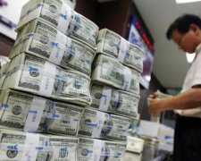 НБУ объяснил, зачем бизнес вывел миллионы в карманы иностранцев