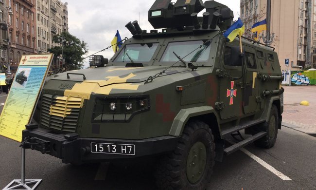 Броневик-трансформер "Лев": новейшая боевая техника оправдала надежды инженеров