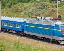 Злочинці скинули українського військового з потяга