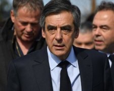 У друга Путіна Фійона провели обшуки