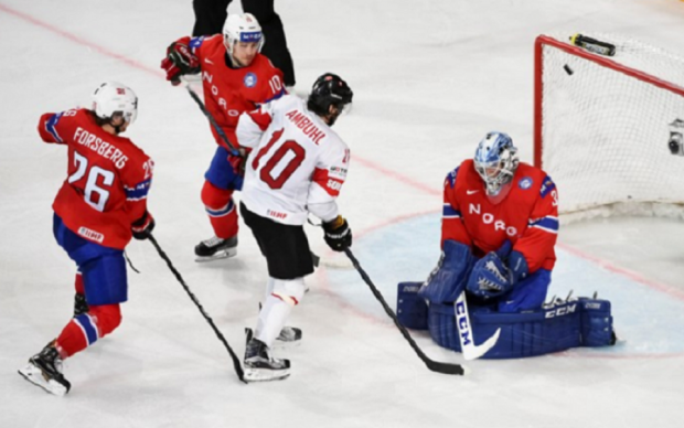 ЧМ-2017 по хоккею: Латвия обыграла Словакию, Швейцария одолела Норвегию
