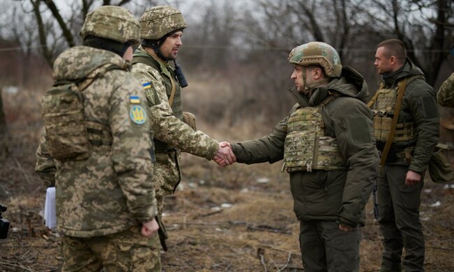 Зеленский во время рабочей поездки на Донбасс, фото: president.gov.ua