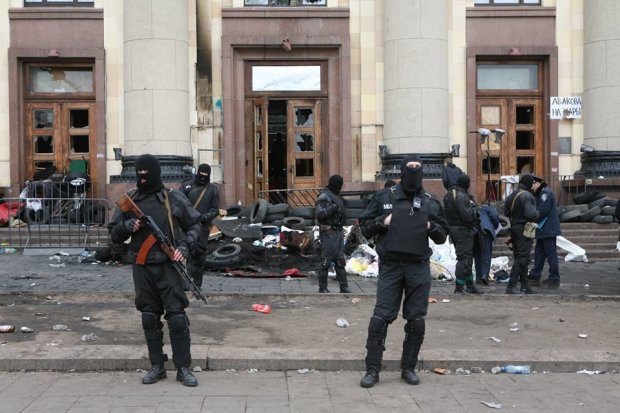 Суд отпустил фанатов "русского мира", которые чуть не сожгли Харьков во время Майдана: почему так