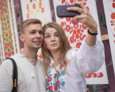 Фестиваль легендарного розпису відбувся в Петриківці
