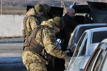 Украинские пограничники без очереди пропустили авто переполненное героином: галопом в Европу